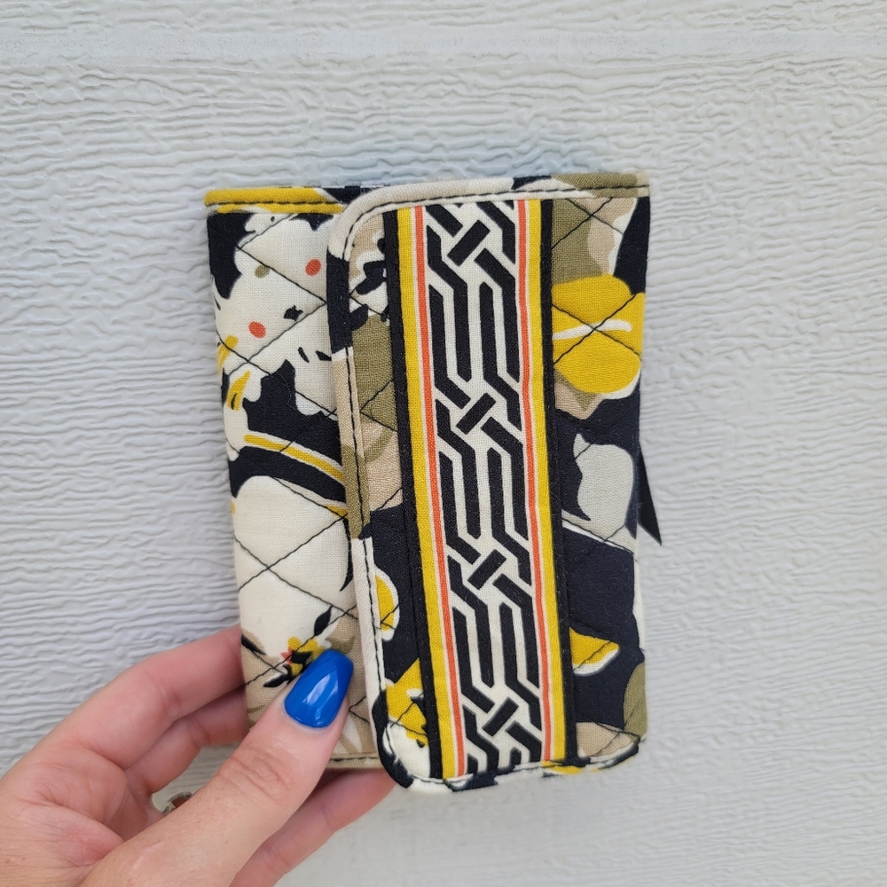 Vera bradley wallet